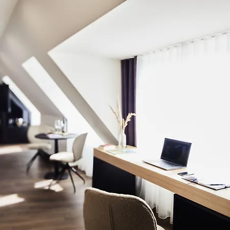 Design- Und Kunsthotel Munique