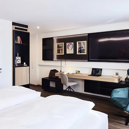 Hotel Design- Und Kunsthotel 3*