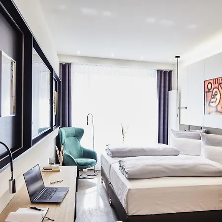 Design- Und Kunsthotel Мюнхен