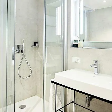 ホテル Design- Und Kunsthotel 3*