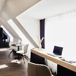 Design- Und Kunsthotel 3* München