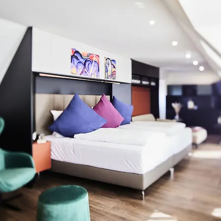 Design- Und Kunsthotel Hotel Munique